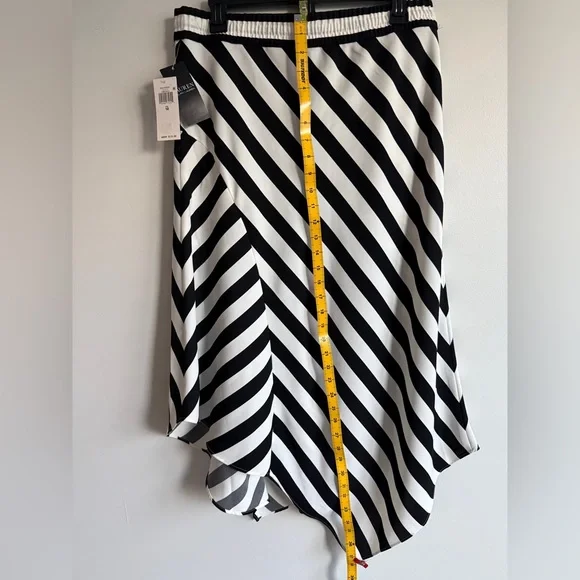 NWT LRL Ralph Lauren Black Label Sz 10 Black & White Striped Asymmetrical Skirt
